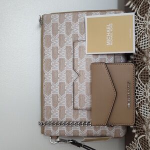 Michael Kors Logo Large Wristlet with Mini Wallet NWT